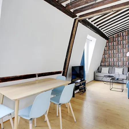 Parisian Charm In The Heart Of The Marais ! * Paris