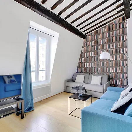 Parisian Charm In The Heart Of The Marais ! Paris